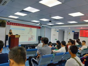 蛇口人民醫(yī)院黨委書記秦波與劉身文醫(yī)師接力公益宣教，構(gòu)筑健康新篇章